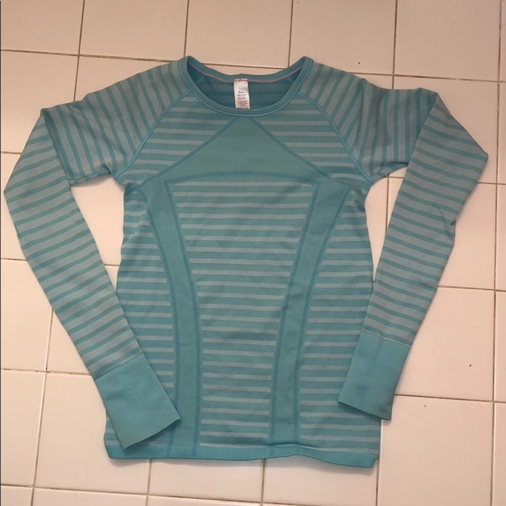 Ivivva long sleeve top